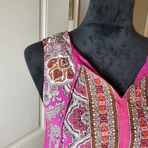 Rose & Rhyme Sleeveless Blouse Tank Paisley Boho Style Light & Airy Size Large
